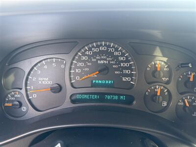 2004 Chevrolet Silverado 2500 HD LS 4dr Extended Cab 4X4 - Photo 14 - Flushing, MI 48433