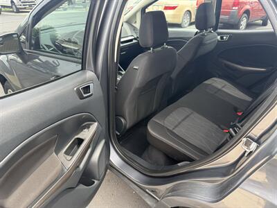 2018 Ford EcoSport SE 4WD - Photo 16 - Flushing, MI 48433