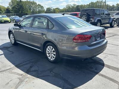 2014 Volkswagen Passat 1.8T S PZEV  Wolfsburg Edition - Photo 7 - Flushing, MI 48433