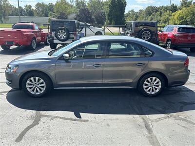 2014 Volkswagen Passat 1.8T S PZEV  Wolfsburg Edition - Photo 9 - Flushing, MI 48433