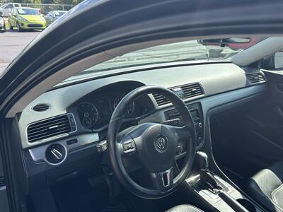 2014 Volkswagen Passat 1.8T S PZEV  Wolfsburg Edition - Photo 13 - Flushing, MI 48433