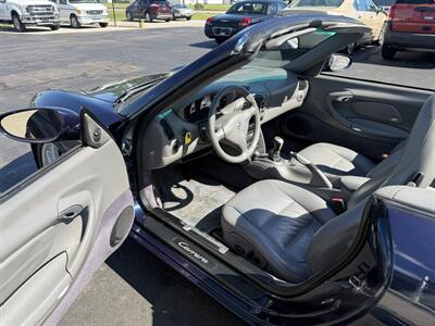 2000 Porsche 911 Carrera Cabriolet 6-Speed Manual - Photo 18 - Flushing, MI 48433