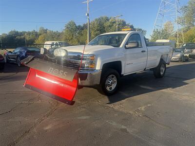2017 Chevrolet Silverado 2500 Work Truck  BOSS V Plow & Lift Gate - Photo 4 - Flushing, MI 48433