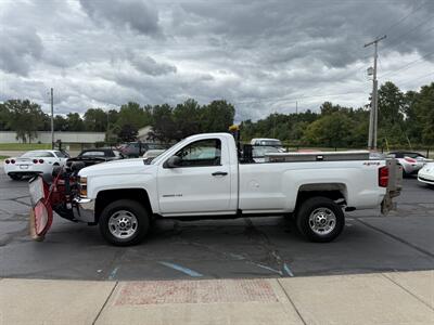 2017 Chevrolet Silverado 2500 HD 4WD  BOSS V Plow & Lift Gate - Photo 4 - Flushing, MI 48433