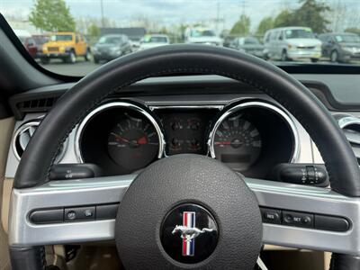 2008 Ford Mustang V6 Convertible  Premium 5-Speed - Photo 23 - Flushing, MI 48433