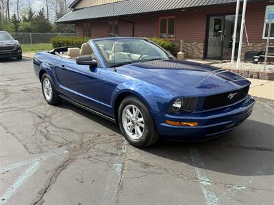 2008 Ford Mustang V6 Convertible  Premium 5-Speed Convertible