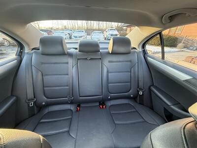 2017 Volkswagen Jetta 1.4T SE  5-Speed Manual - Photo 27 - Flushing, MI 48433