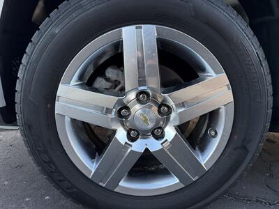 2009 Chevrolet Equinox LT AWD - Photo 30 - Flushing, MI 48433