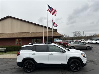 2024 GMC Terrain SLE  AWD - Photo 4 - Flushing, MI 48433