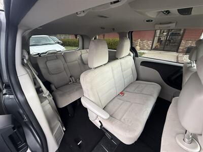 2017 Dodge Grand Caravan SE   - Photo 24 - Flushing, MI 48433
