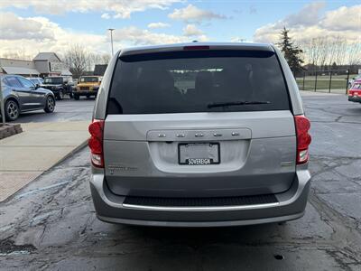 2017 Dodge Grand Caravan SE   - Photo 5 - Flushing, MI 48433