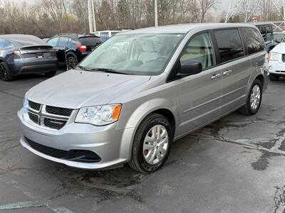 2017 Dodge Grand Caravan SE   - Photo 3 - Flushing, MI 48433