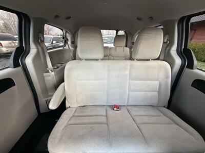 2017 Dodge Grand Caravan SE   - Photo 13 - Flushing, MI 48433
