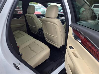 2019 Cadillac XT5 Luxury   - Photo 19 - Flushing, MI 48433