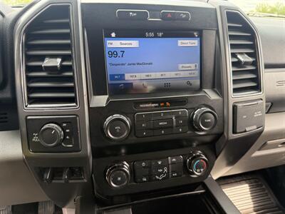 2019 Ford F-250 Super Duty XLT  Crew Cab 4X4 - Photo 19 - Flushing, MI 48433