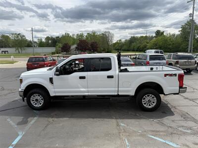 2019 Ford F-250 Super Duty XLT  Crew Cab 4X4 - Photo 7 - Flushing, MI 48433