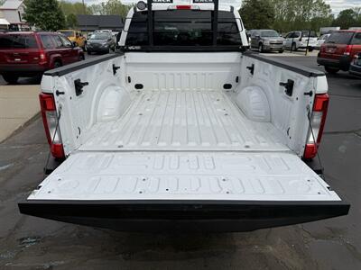 2019 Ford F-250 Super Duty XLT  Crew Cab 4X4 - Photo 27 - Flushing, MI 48433