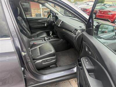 2017 Honda Ridgeline RTL  4X2 - Photo 16 - Flushing, MI 48433