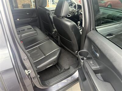 2017 Honda Ridgeline RTL  4X2 - Photo 12 - Flushing, MI 48433