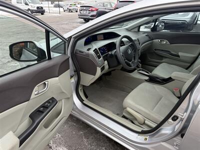 2012 Honda Civic LX   - Photo 10 - Flushing, MI 48433