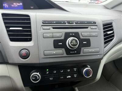 2012 Honda Civic LX   - Photo 14 - Flushing, MI 48433