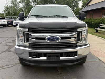 2019 Ford F-250 Super Duty XLT Crew 4X4 6.7 POWERSTROKE - Photo 3 - Flushing, MI 48433