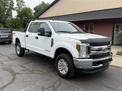 2019 Ford F-250 Super Duty XLT  Crew 4X4 6.7 POWERSTROKE Truck