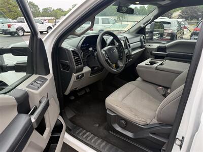 2019 Ford F-250 Super Duty XLT Crew 4X4 6.7 POWERSTROKE - Photo 14 - Flushing, MI 48433