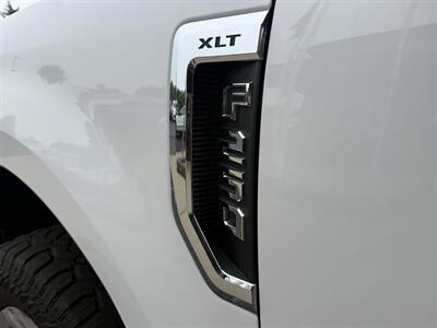 2019 Ford F-250 Super Duty XLT Crew 4X4 6.7 POWERSTROKE - Photo 10 - Flushing, MI 48433