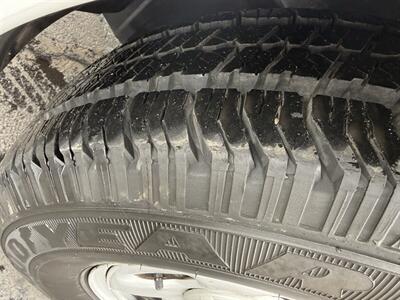 2008 Ford Escape XLS  4WD - Photo 25 - Flushing, MI 48433