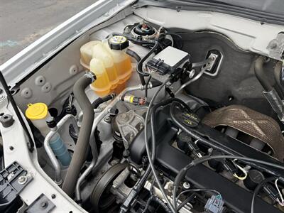 2008 Ford Escape XLS  4WD - Photo 29 - Flushing, MI 48433