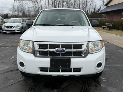 2008 Ford Escape XLS  4WD - Photo 2 - Flushing, MI 48433