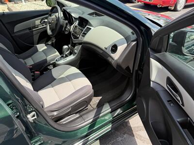 2014 Chevrolet Cruze LS Auto   - Photo 16 - Flushing, MI 48433