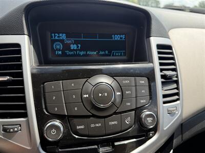 2014 Chevrolet Cruze LS Auto   - Photo 22 - Flushing, MI 48433