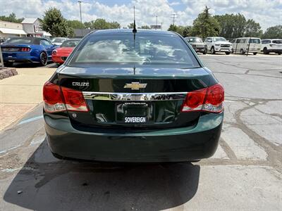 2014 Chevrolet Cruze LS Auto   - Photo 5 - Flushing, MI 48433