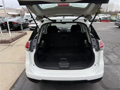 2016 Nissan Rogue S FWD - Photo 18 - Flushing, MI 48433