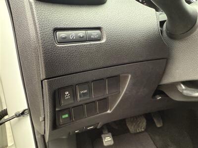 2016 Nissan Rogue S FWD - Photo 15 - Flushing, MI 48433