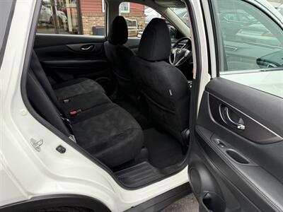 2016 Nissan Rogue S FWD - Photo 20 - Flushing, MI 48433