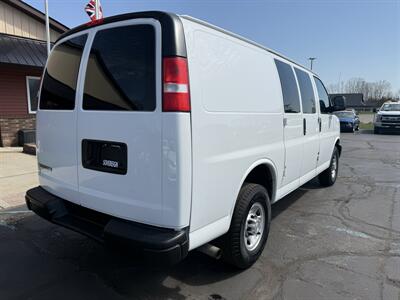2021 Chevrolet Express 2500  Cargo - Photo 5 - Flushing, MI 48433