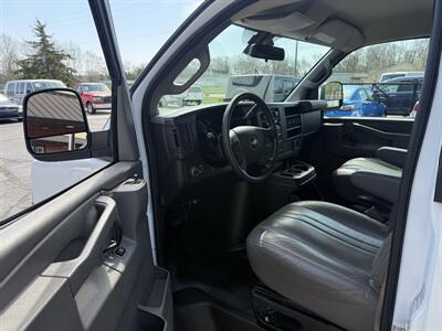 2021 Chevrolet Express 2500  Cargo - Photo 10 - Flushing, MI 48433