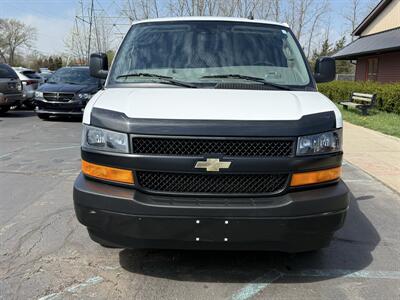 2021 Chevrolet Express 2500  Cargo - Photo 2 - Flushing, MI 48433