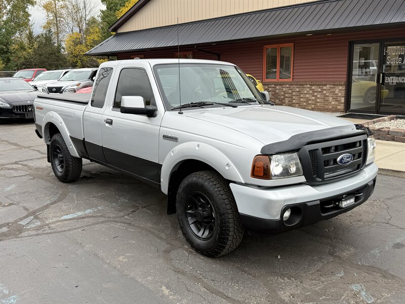 2011 Ford Ranger Sport  5-Speed Manual - Photo 1 - Flushing, MI 48433