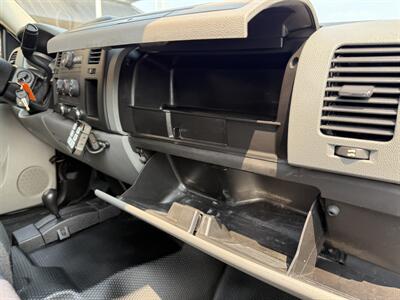 2012 Chevrolet Silverado 2500 HD 4WD Crew Cab  WT - Photo 30 - Flushing, MI 48433