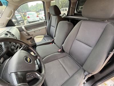 2012 Chevrolet Silverado 2500 HD 4WD Crew Cab  WT - Photo 17 - Flushing, MI 48433