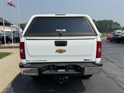2012 Chevrolet Silverado 2500 HD 4WD Crew Cab  WT - Photo 6 - Flushing, MI 48433