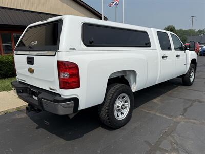 2012 Chevrolet Silverado 2500 HD 4WD Crew Cab  WT - Photo 5 - Flushing, MI 48433