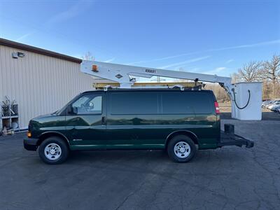 2006 Chevrolet Express 3500  Versalift Bucket Van - Photo 8 - Flushing, MI 48433