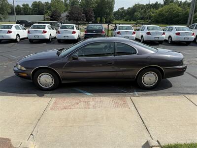 1995 Buick Riviera   - Photo 8 - Flushing, MI 48433