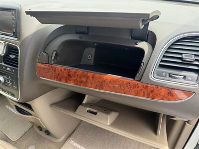 2014 Chrysler Town & Country Touring - Photo 33 - Flushing, MI 48433