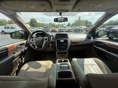 2014 Chrysler Town & Country Touring - Photo 20 - Flushing, MI 48433